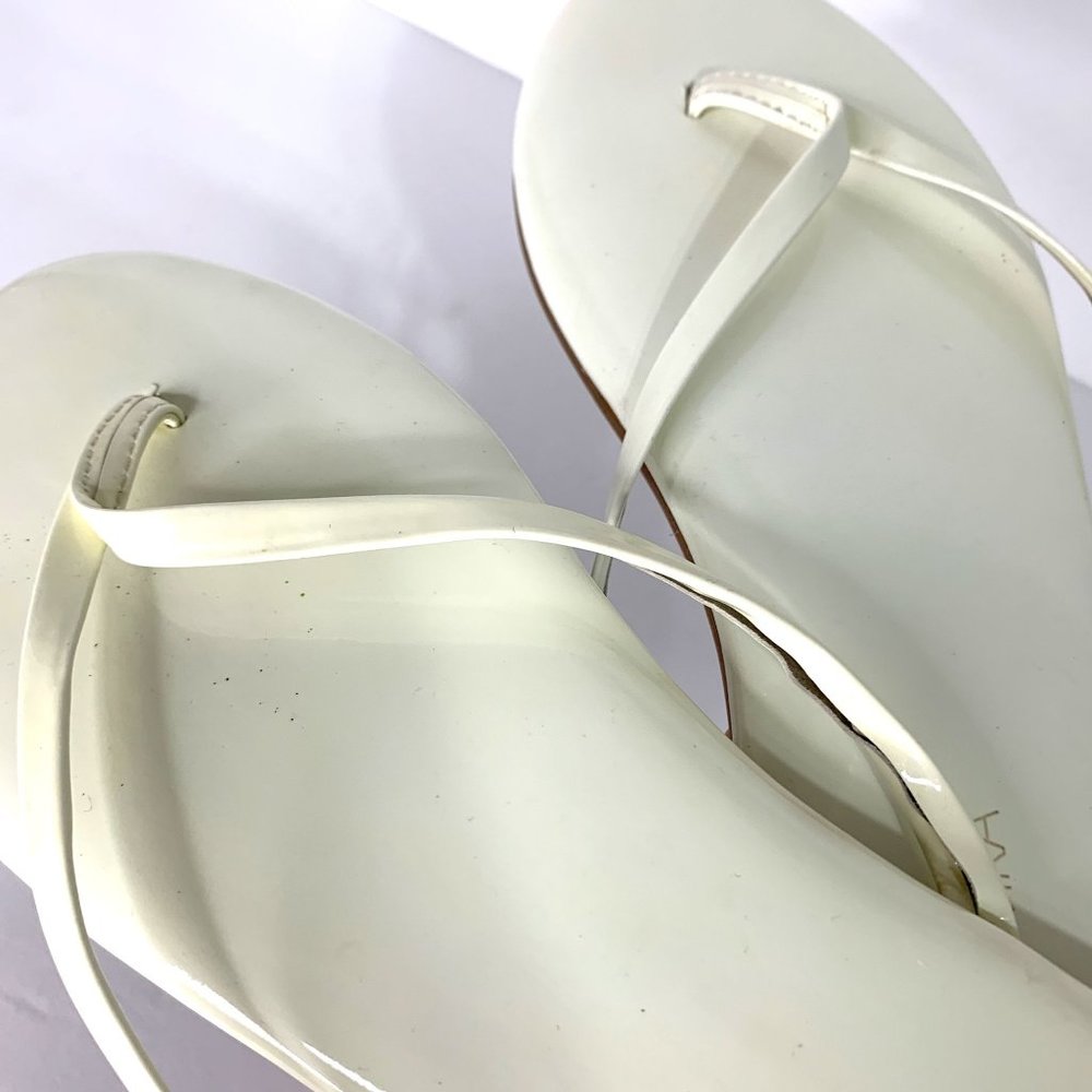 YOSI SAMRA Off-White Roee Patent Leather Flip Flop‎ Thong Summer Sandals Sz 11 - Picture 6 of 11